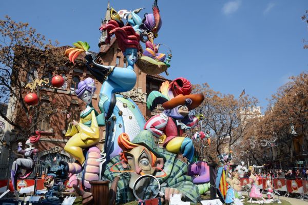 fallas6ca697f8-51dc-e9e6-bf90-00750f4a99d1FD2A830C-89F7-EB9E-3C45-6D8E0AE23E92.jpg